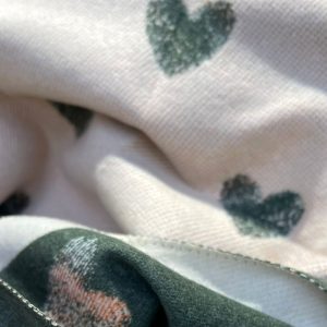 Cachecol Estampado Corações